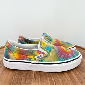 Best 25+ Deals for Vans Classic Slip On Sneaker | Poshmark